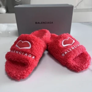 Balenciaga-shoes-for-Womens-Balenciaga-Slippers-B56844_03_800x800